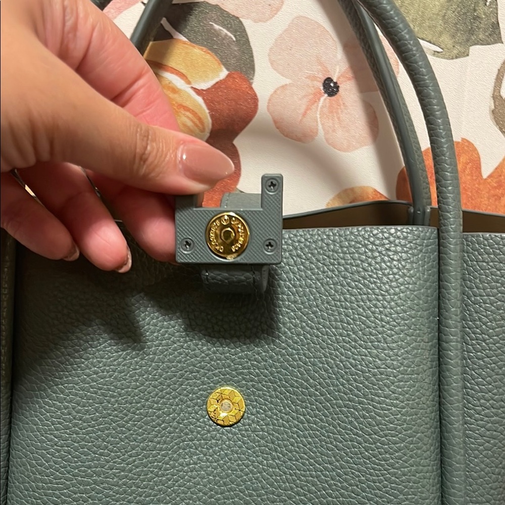 Neutral Structured Leather Tote With Adjustable S… - image 3